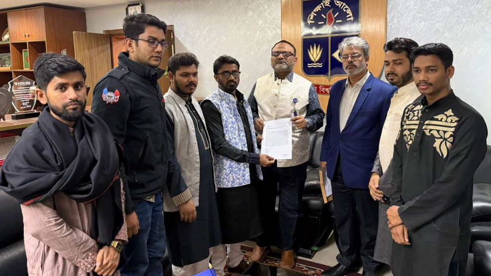 ডাকসু নির্বাচনে কারচুপি: তদন্ত কমিটির বৈঠকে থাকবেন রাশেদ খান